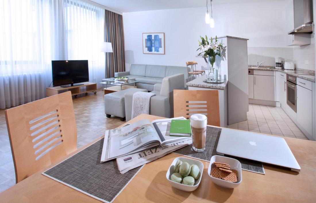 Studios Im Rheinhof Meerbusch Extérieur photo
